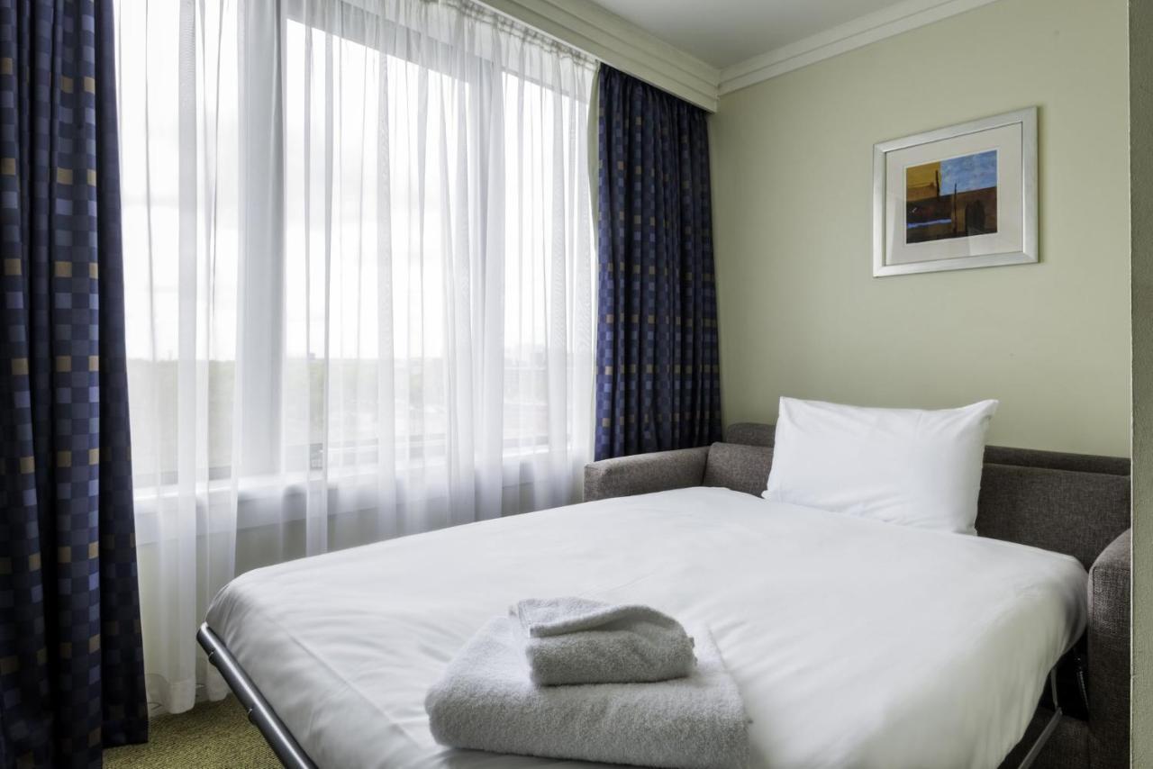 Holiday Inn Milton Keynes Central, An Ihg Hotel Εξωτερικό φωτογραφία